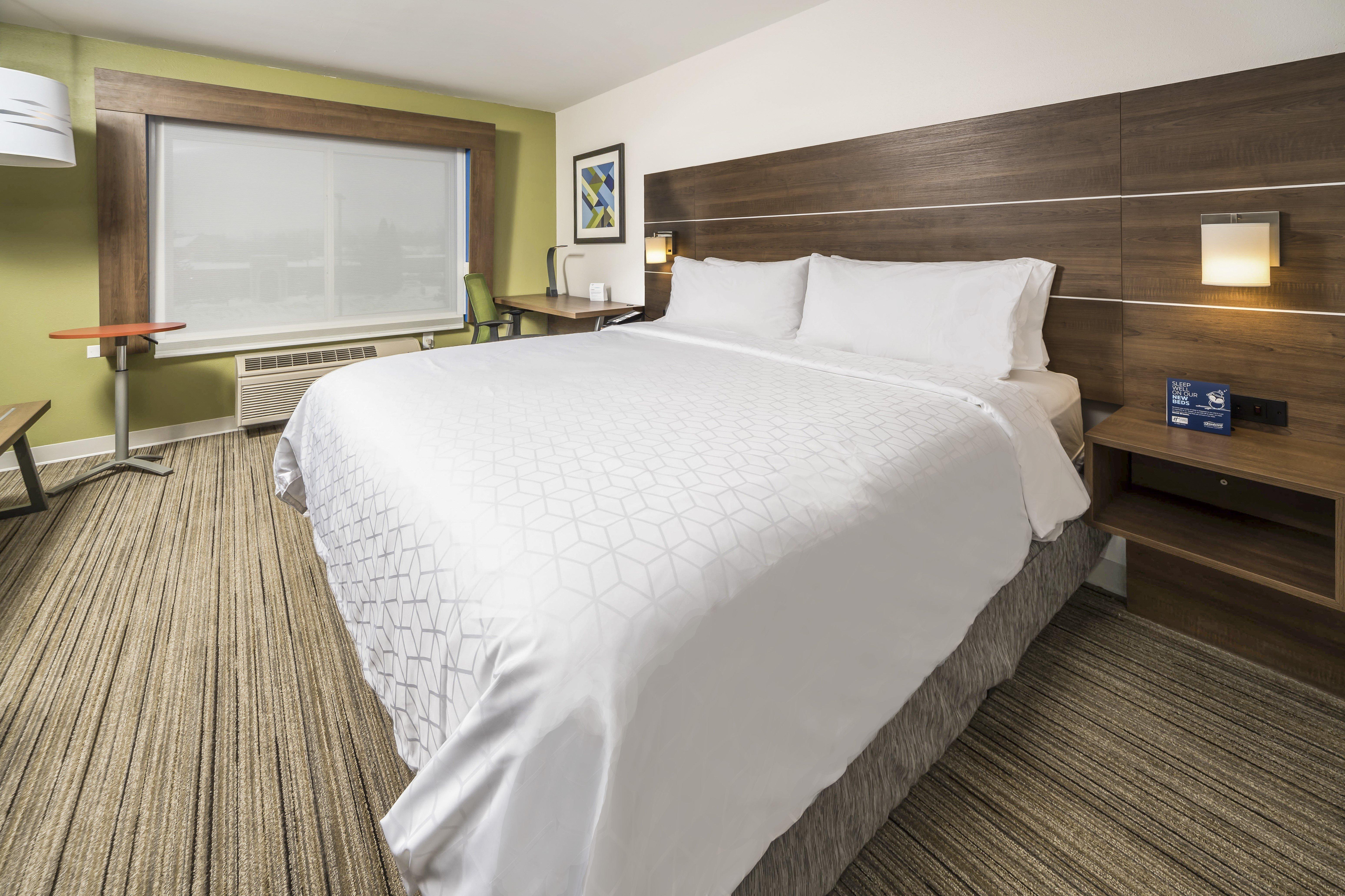 Holiday Inn Express Chicago Northwest-Vernon Hills By Ihg Exterior foto